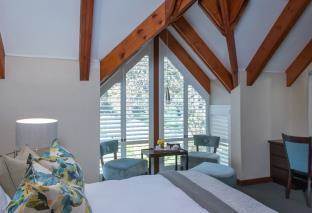 River Meadow Manor 4* Centurion